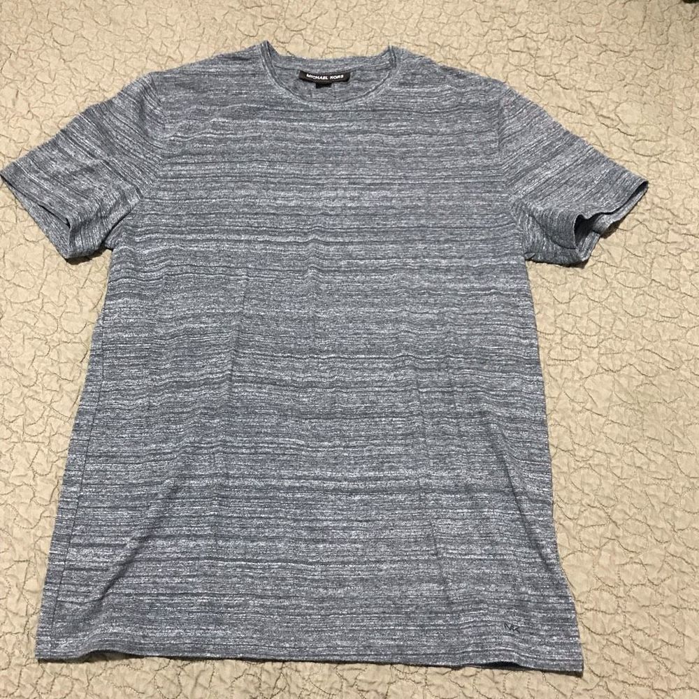 Michael Kors black and gray T-shirt size M.       S172